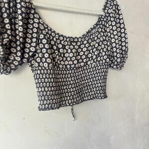 Billabong Women's Floral Puff Sleeve Smocked Crop Top